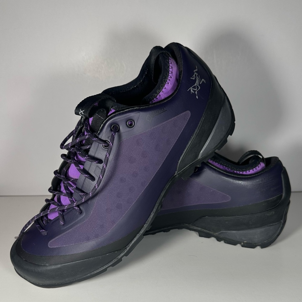 Arc'Teryx Acrux FL GTX Approach Shoes Goretex Waterpoof Built-In Liner Women 8.5